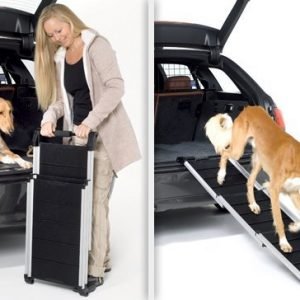 4x4 North America MIM Safe VarioBarrier HR Crash Tested Cargo Barrier for Dogs and Pets 